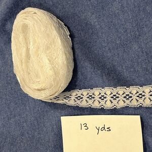 1 Inch Wide Lace Embroidery Trim Sewing Upholstery Crafts 13 Yds Cottage